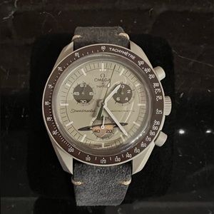 Misson to Saturn Omega Moonswatch - Brand New Never Worn